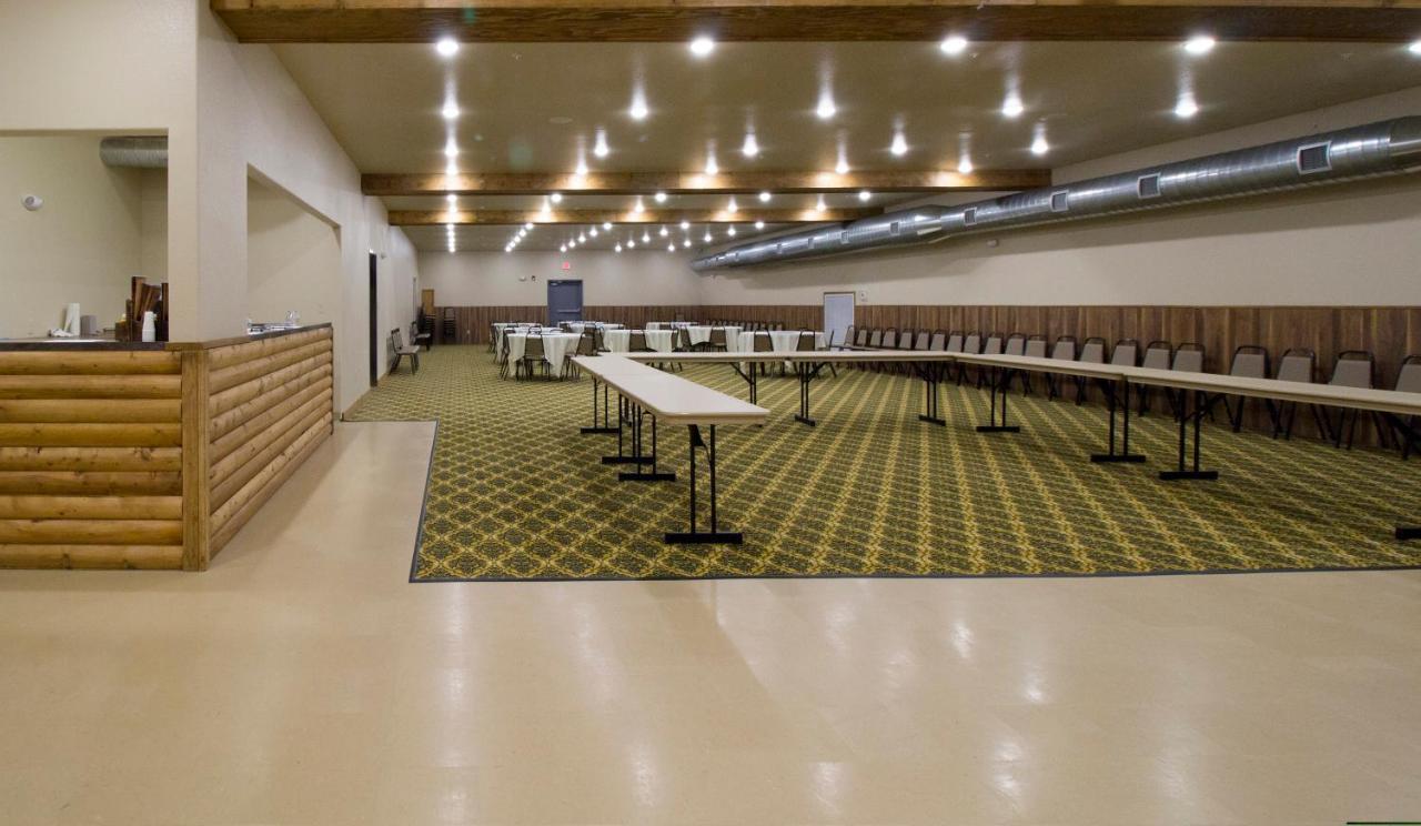 Newcastle Lodge & Convention Center ภายนอก รูปภาพ